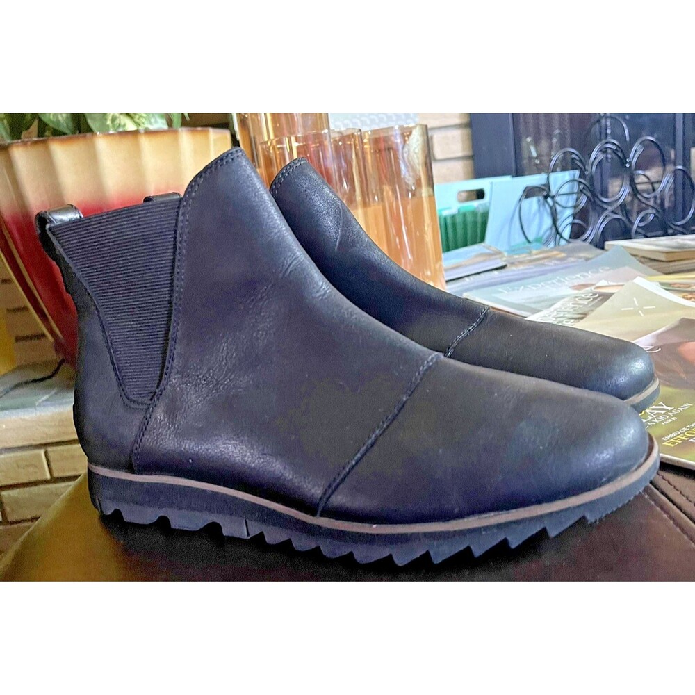Sorel Harlow $150 Women's Waterproof Chelsea Boots Size 10.5 Leather Black